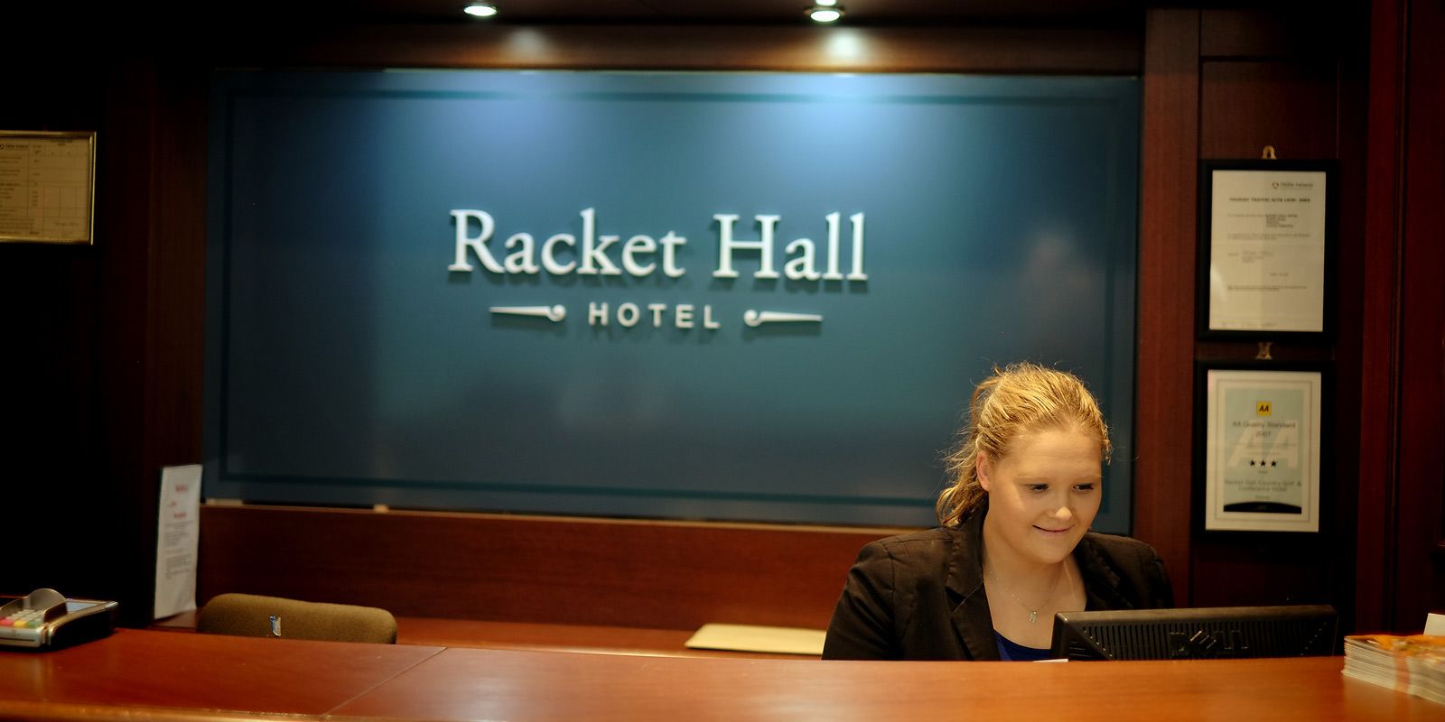 Racket-Hall-Hotel-Reception